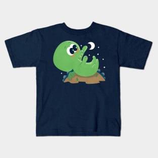 Cutethulhu Loves The Moon Kids T-Shirt